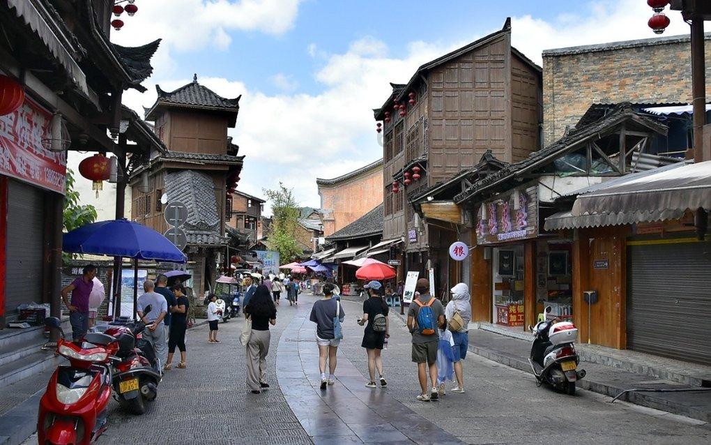 解答你所有疑问,尽在空气炸锅可以在夏天放在车里吗?
